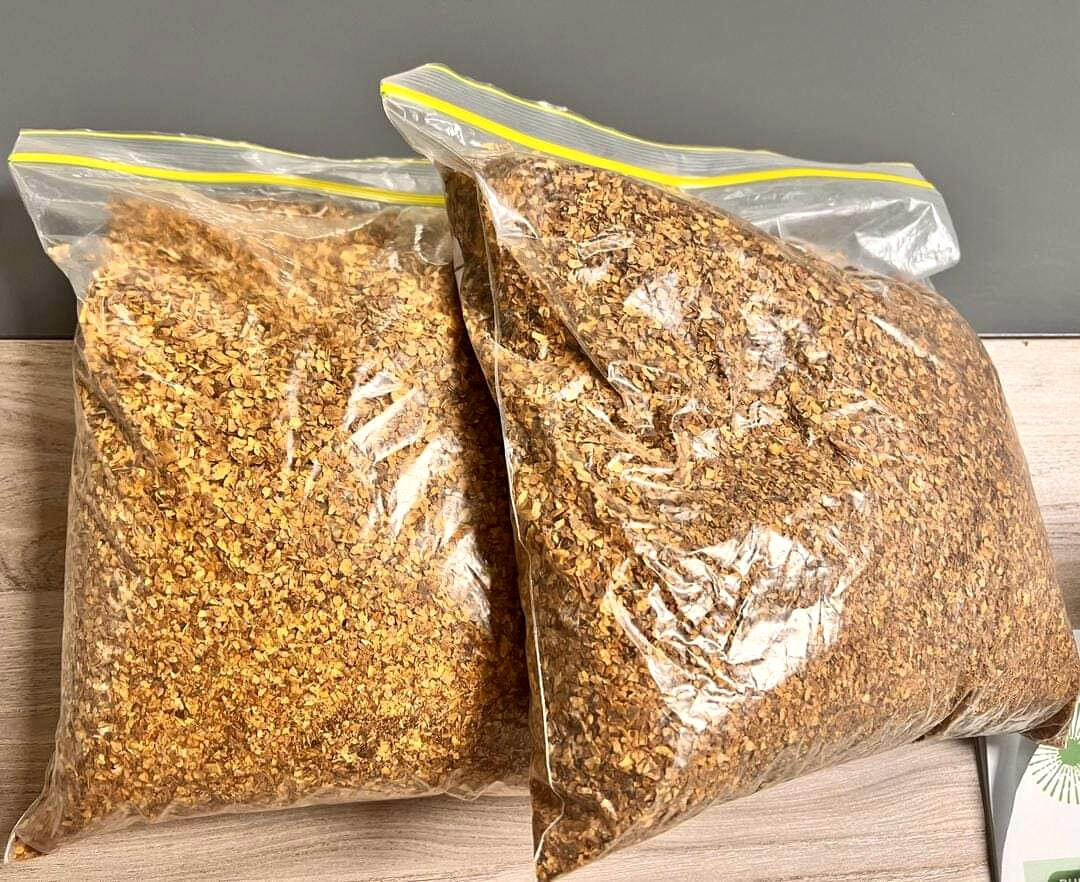 FCV Fines (F8 & F16) Fines arising from applicable FCV processing lots. Packing: C-48 cartons Net weight: 200 kg Carton: AC ND Kraft paper: Top and bottom